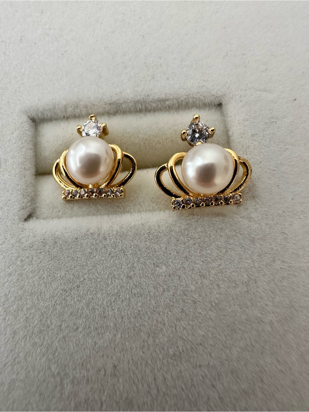 14k Gold Plated Freshwater Pearl Crown Stud Earrings